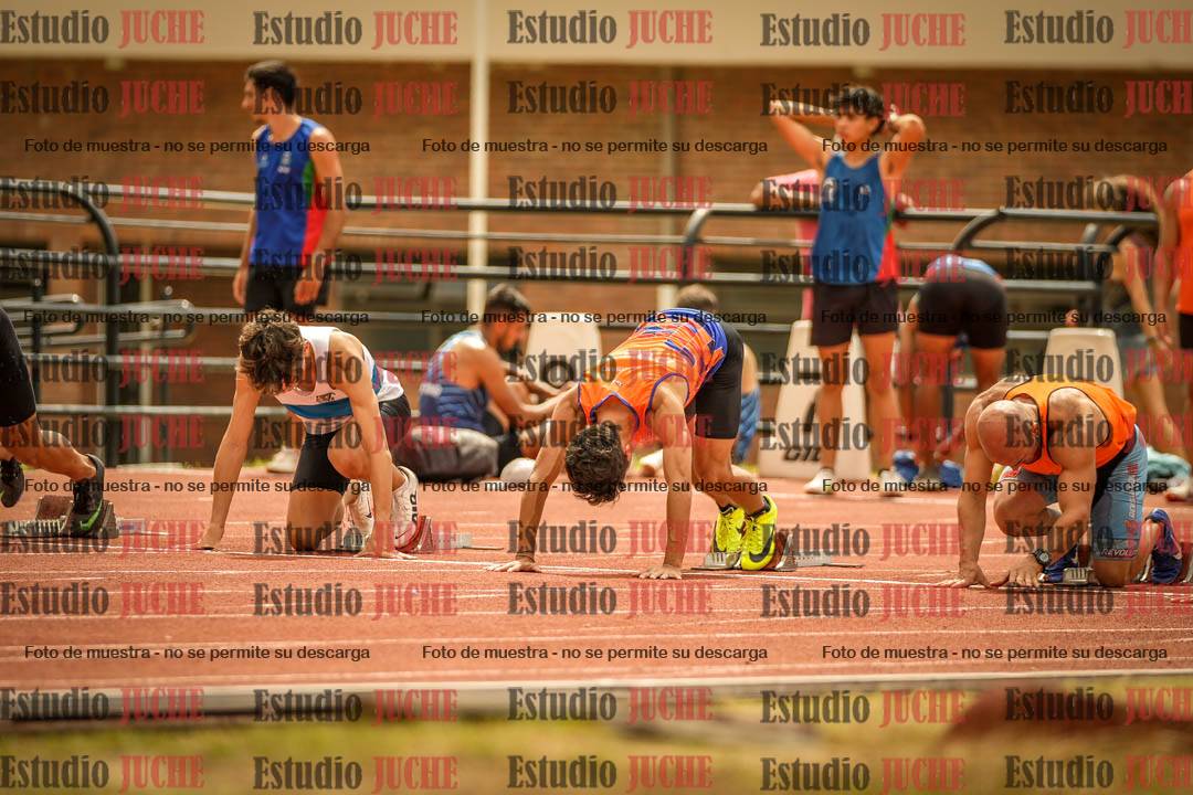 Fotos de los 100 m llanos de varones