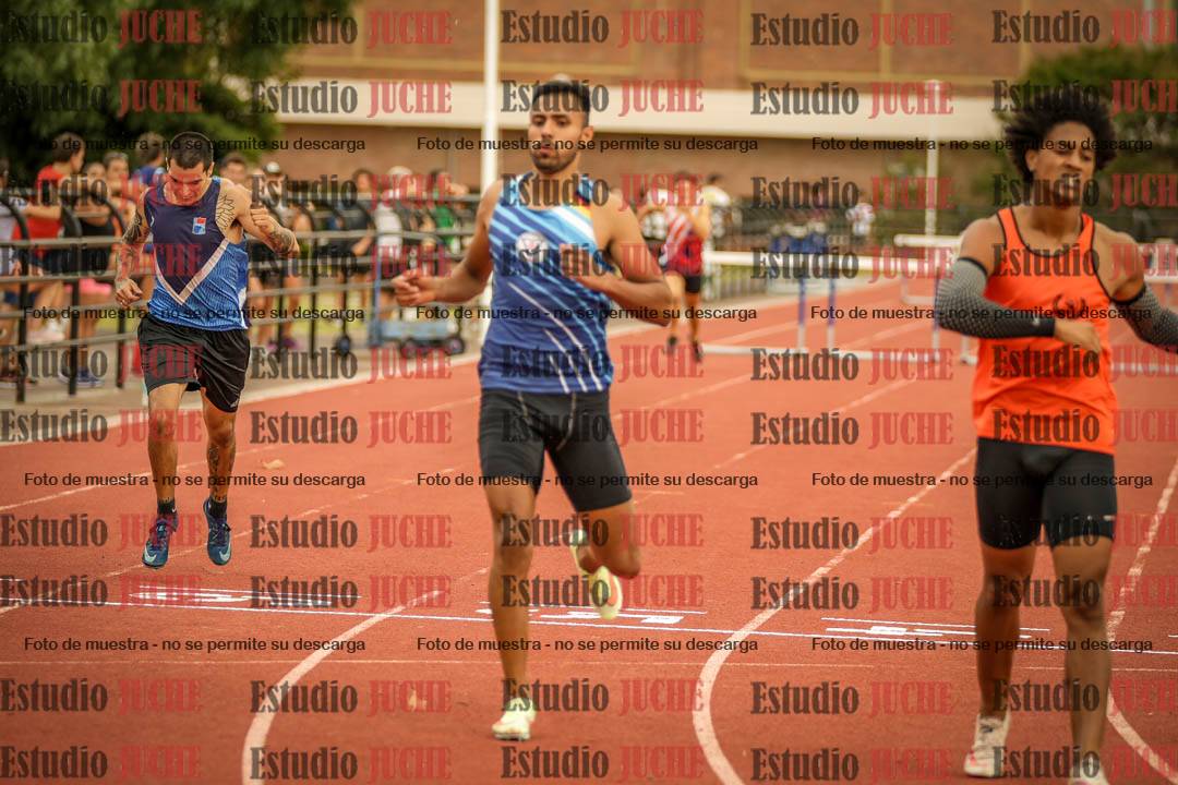 Fotos de los 400 m con vallas de varones