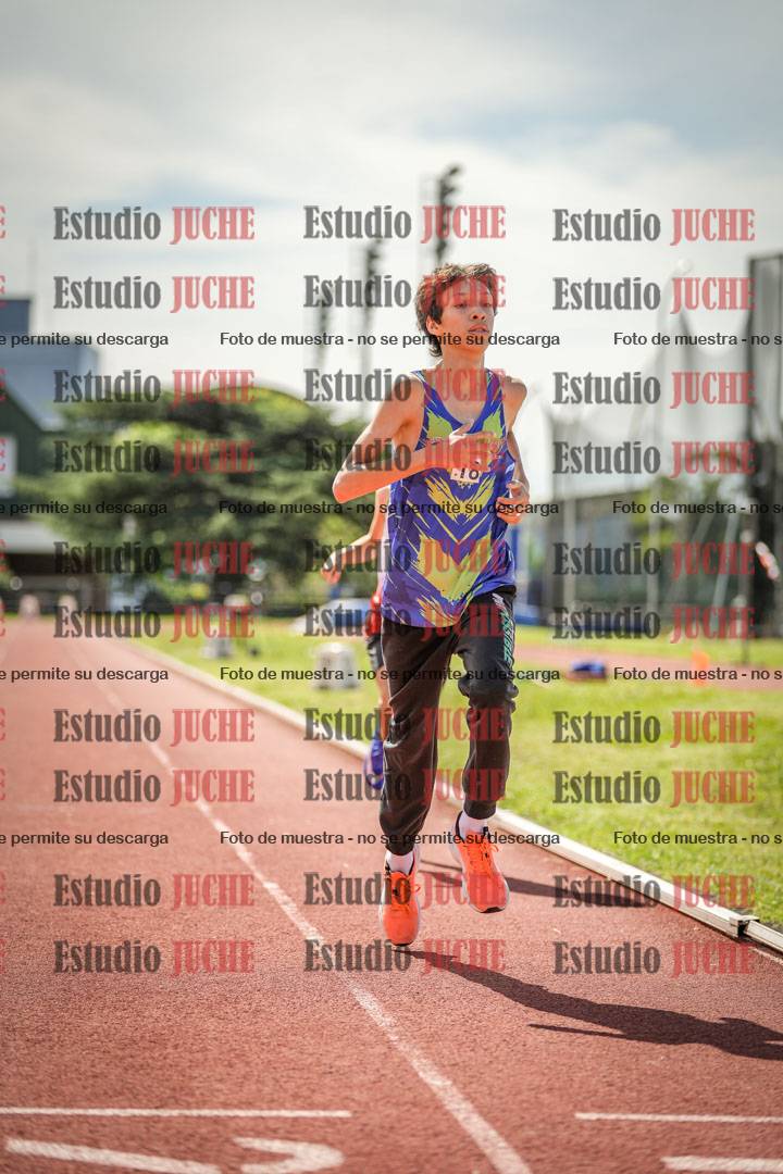 Fotos de los 600 m llanos de varones