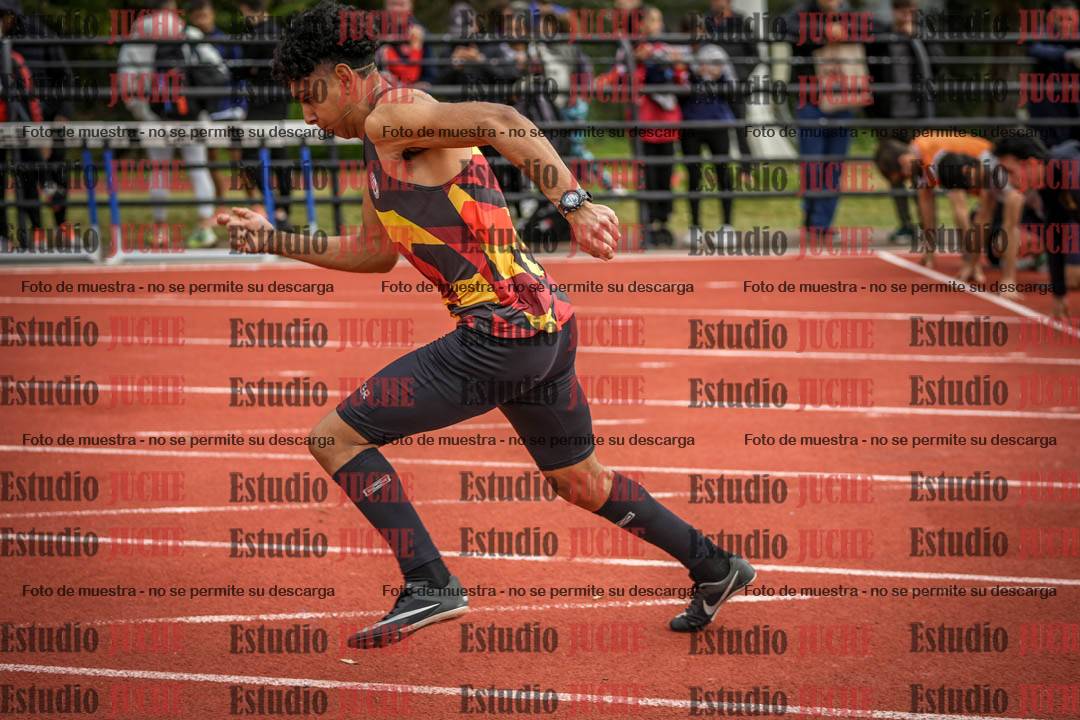 Fotos de los 100 m llanos de varones