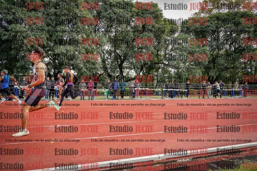 Fotos de los 100 m llanos de varones