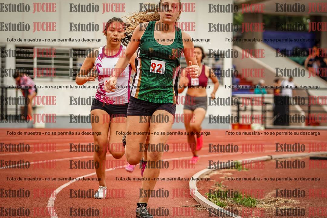 Fotos de los 600 m llanos de mujeres - hexatlón 6
