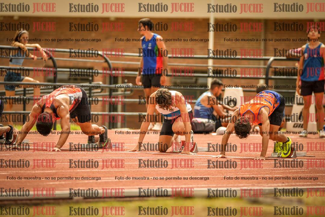 Fotos de los 100 m llanos de varones
