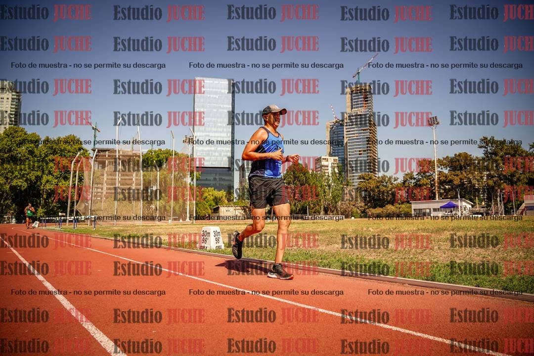 Fotos de los 3000 m llanos de varones