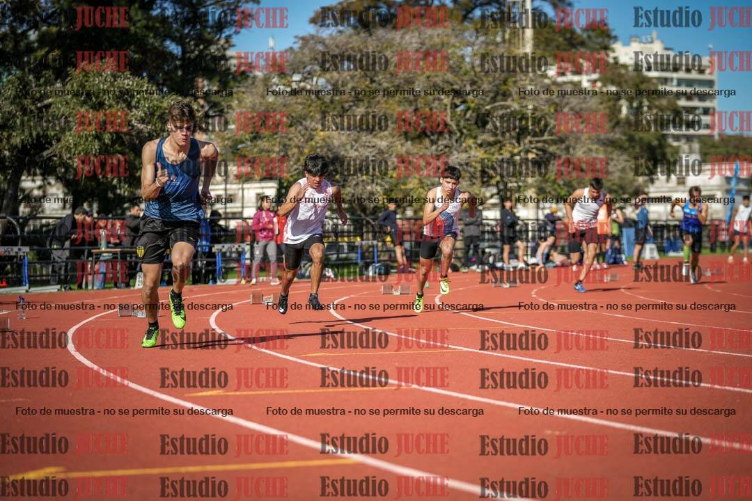 Fotos de los 200 m llanos de varones