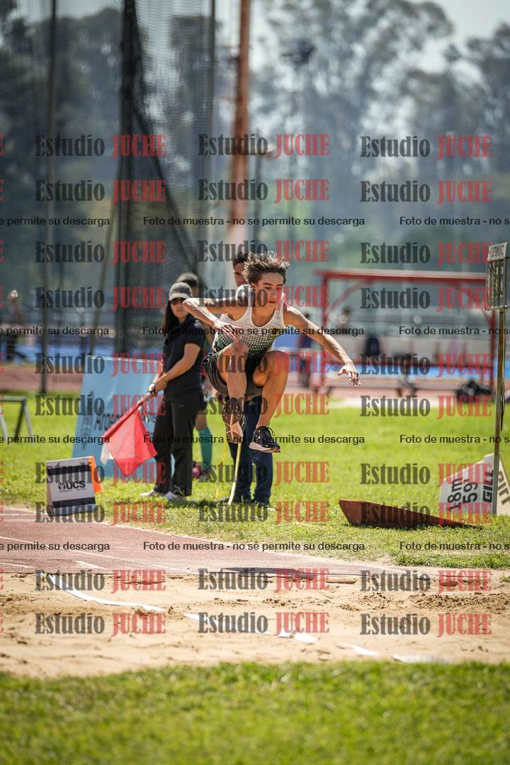 Fotos del salto triple de varones
