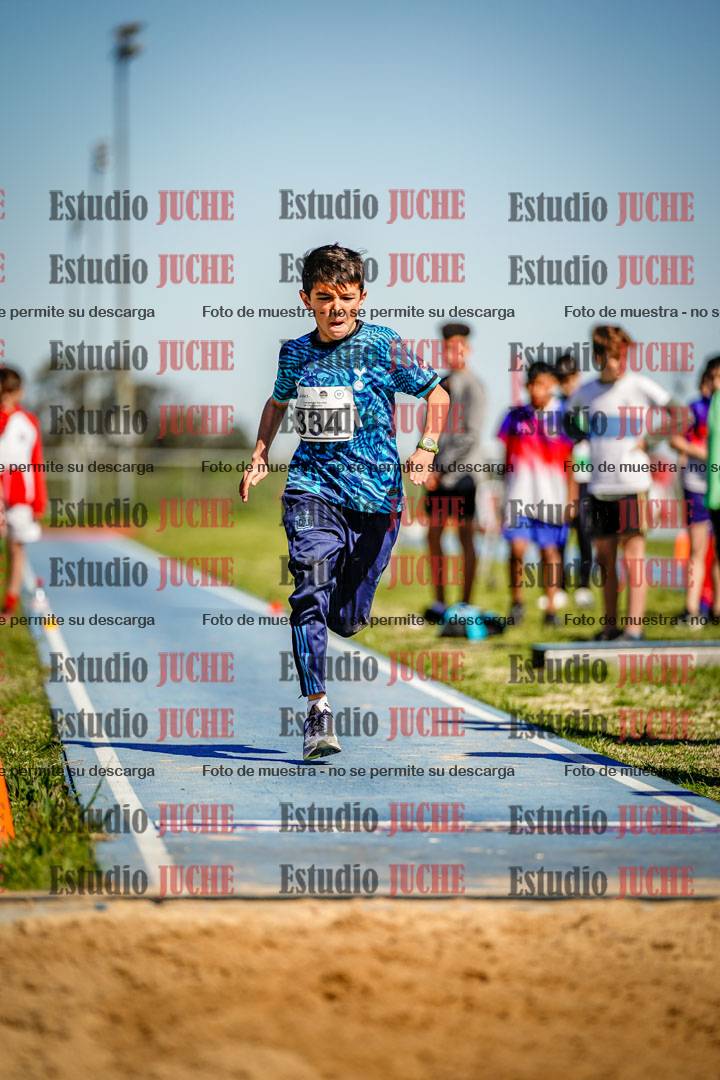 Fotos del salto en largo de varones - U15