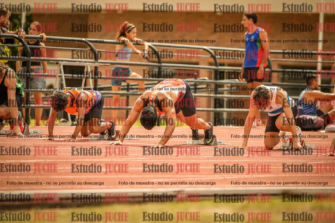 Fotos de los 100 m llanos de varones