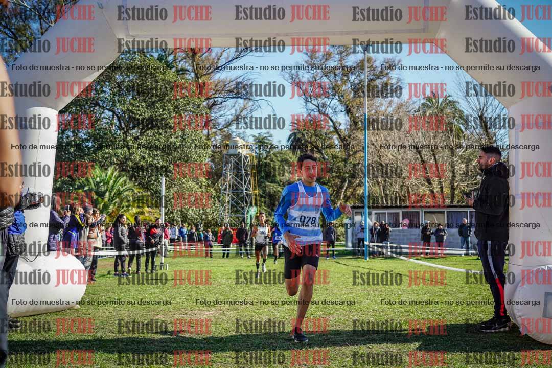 Fotos de la llegada del cross de 3000 m