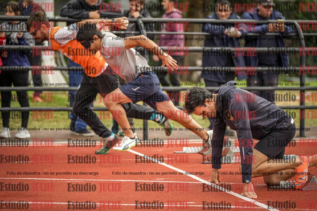 Fotos de los 100 m llanos de varones