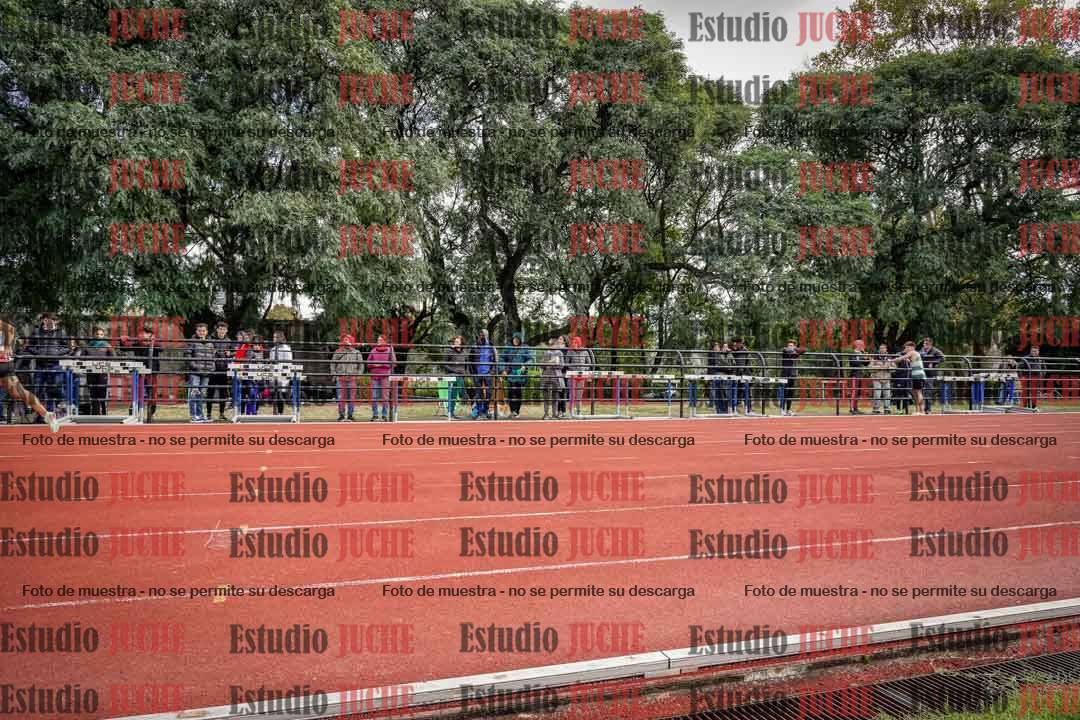 Fotos de los 100 m llanos de varones