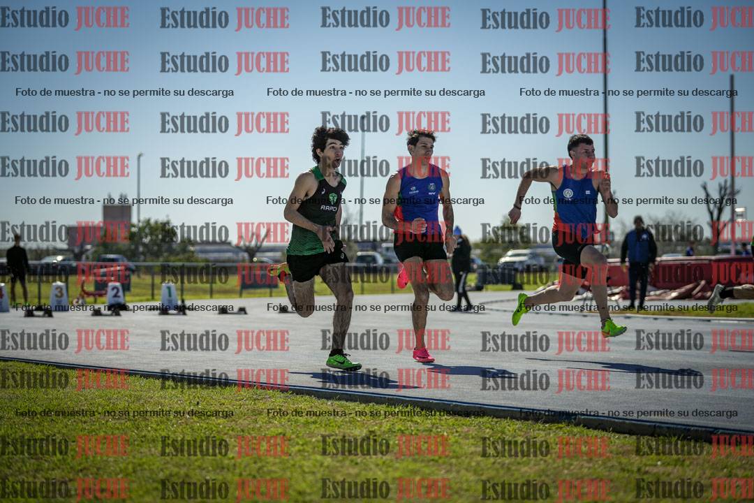 Fotos de los 100 m llanos de varones