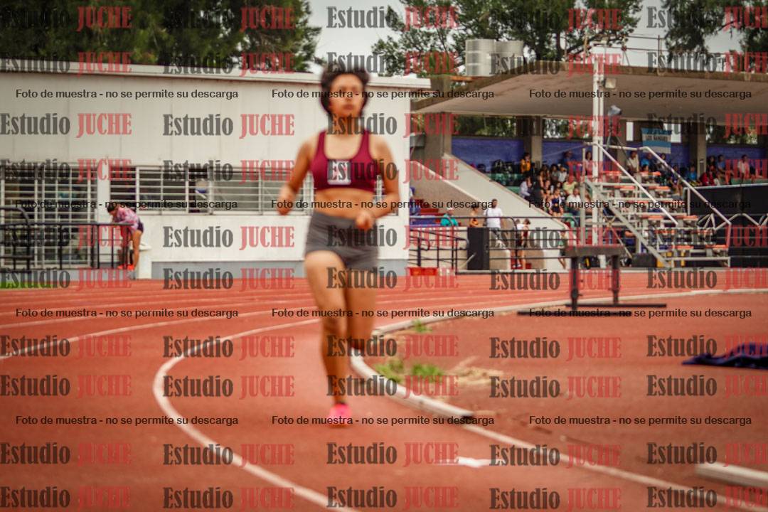 Fotos de los 600 m llanos de mujeres - hexatlón 6