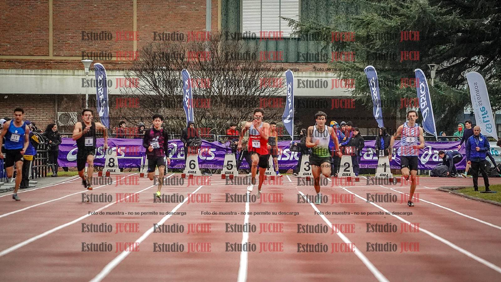 Fotos de los 100 m llanos de varones