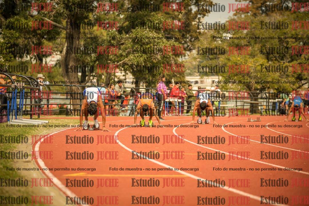 Fotos de los 200 m llanos de varones