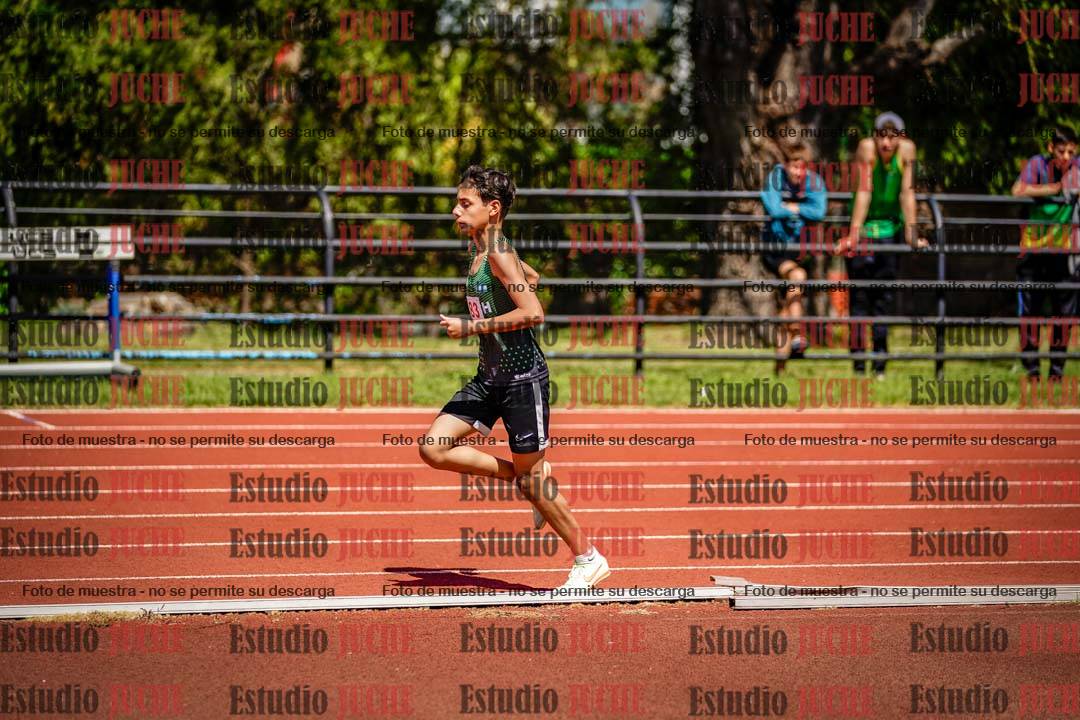 Fotos de los 2400 m llanos de varones