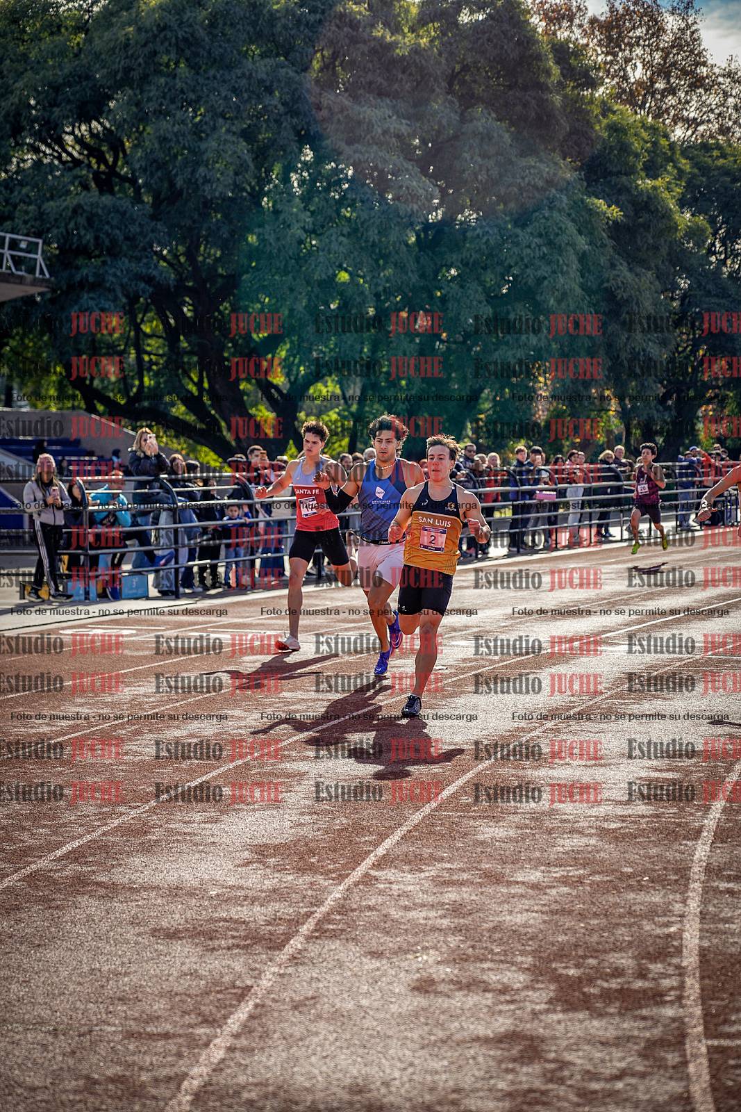 Fotos de los 200 m de varones
