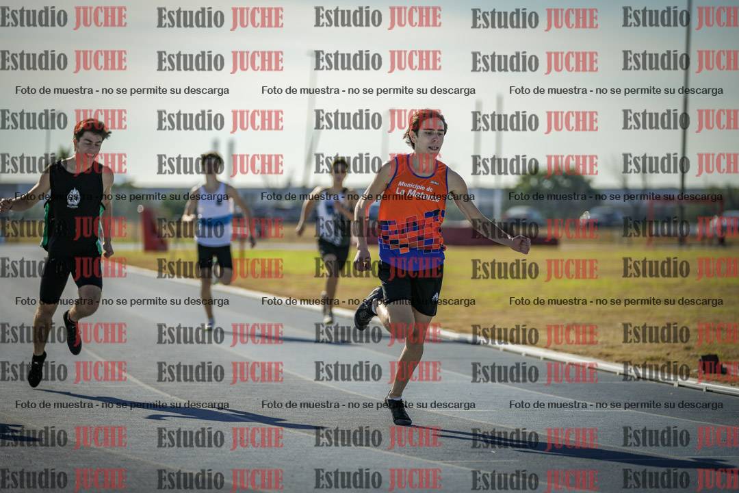 Fotos de los 400 m llanos de varones