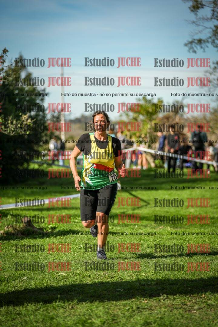 Fotos de la llegada del cross de 6000 m