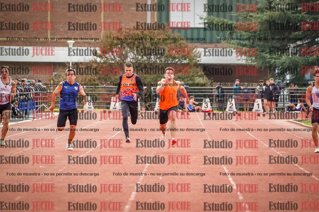Fotos de los 100 m llanos de varones