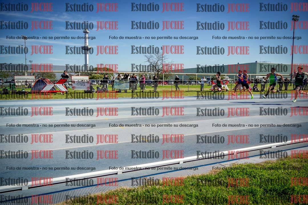 Fotos de los 100 m llanos de varones