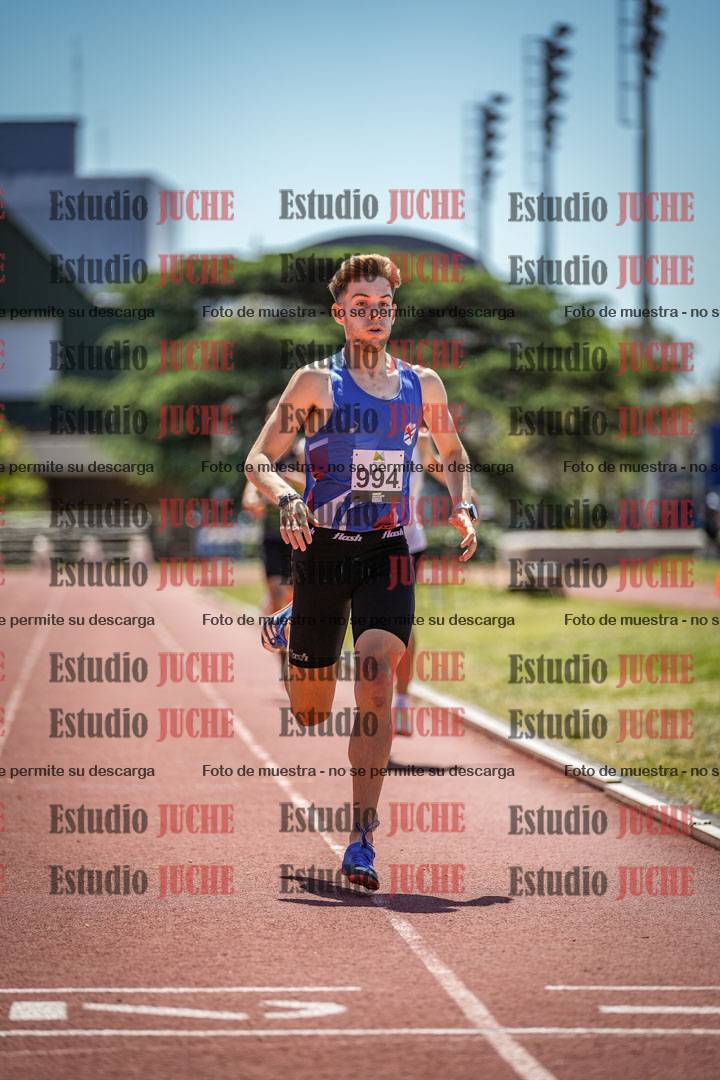 Fotos de los 800 m llanos de varones