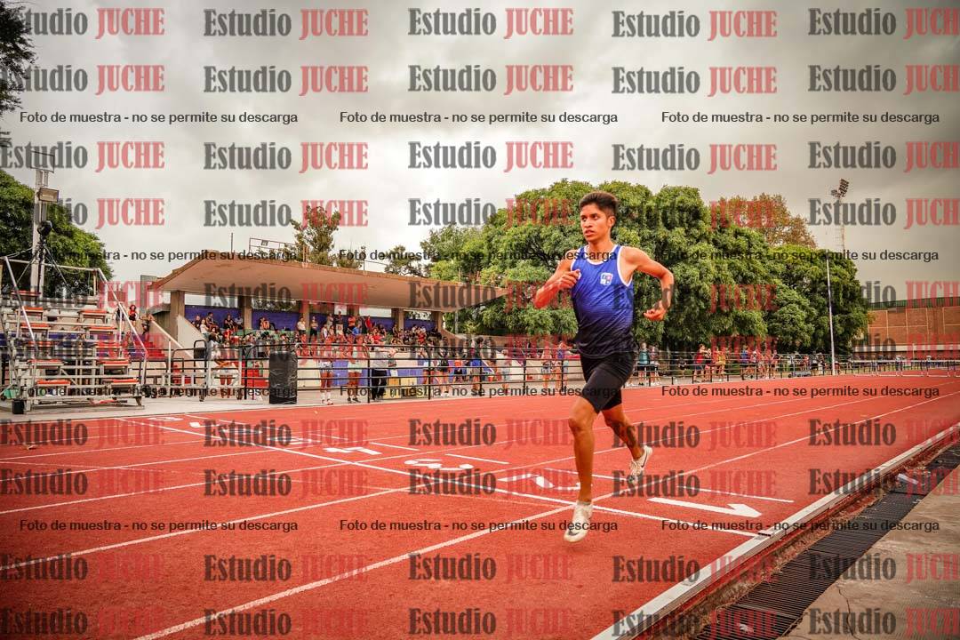 Fotos de los 400 m con vallas de varones