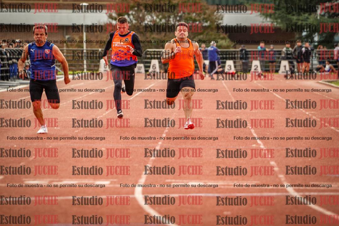 Fotos de los 100 m llanos de varones