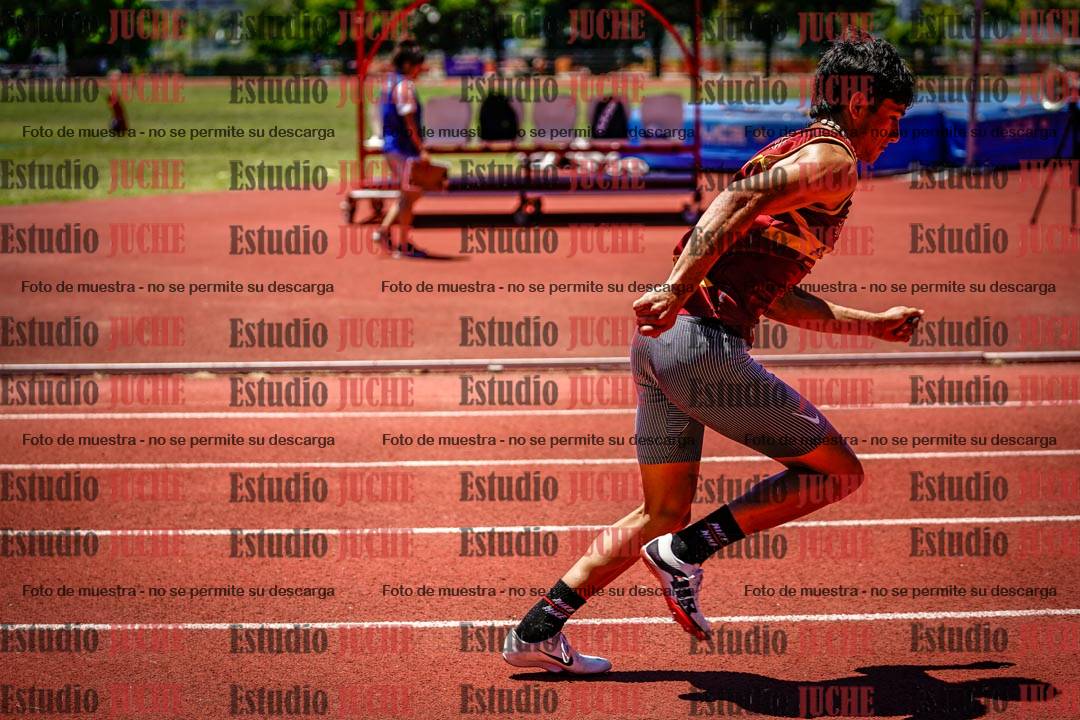 Fotos de los 400 m con vallas de varones