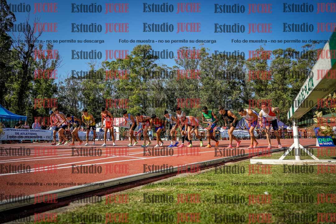 Fotos de los 1500 m llanos de varones