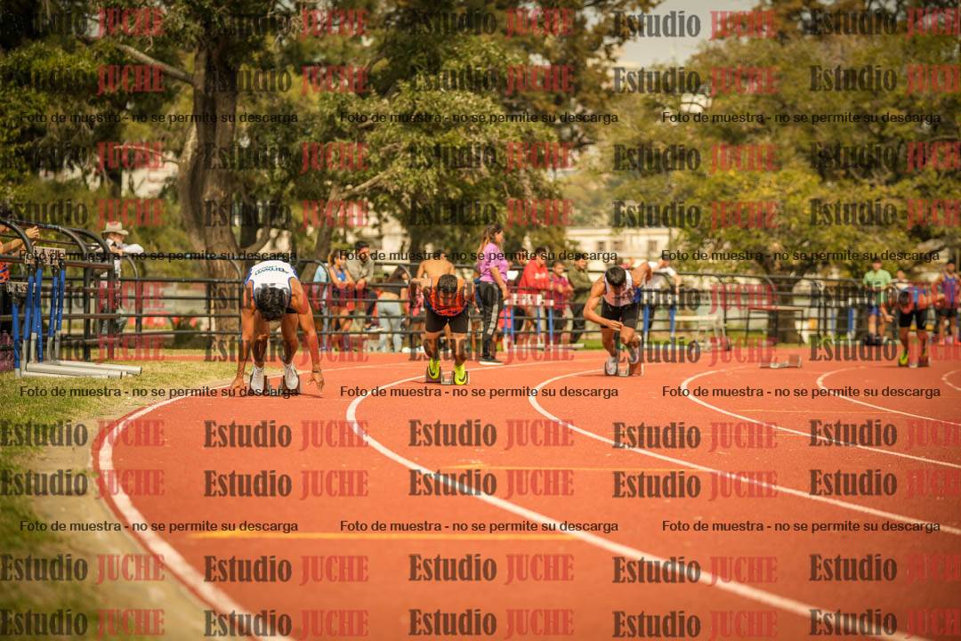 Fotos de los 200 m llanos de varones
