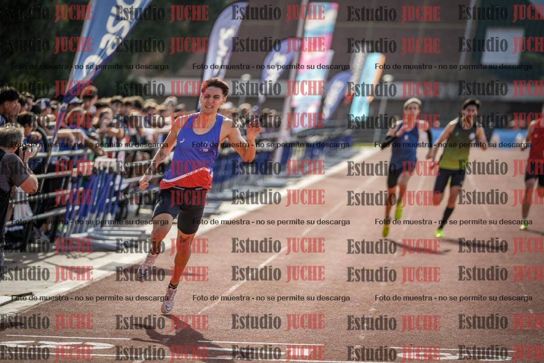 Fotos de los 400 m llanos de varones