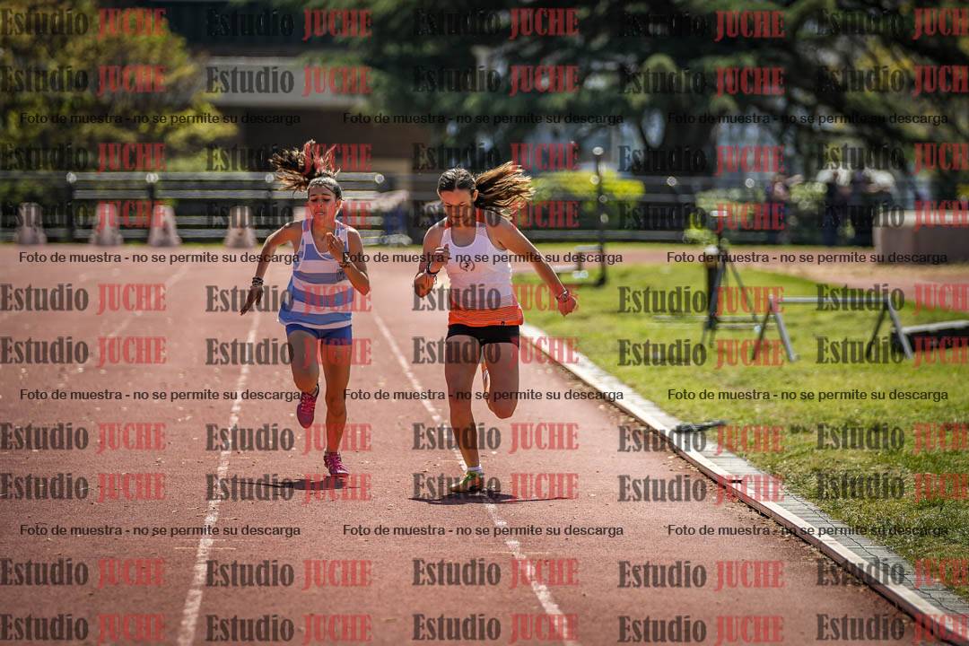Fotos de los 600 m llanos de mujeres - hexatlón