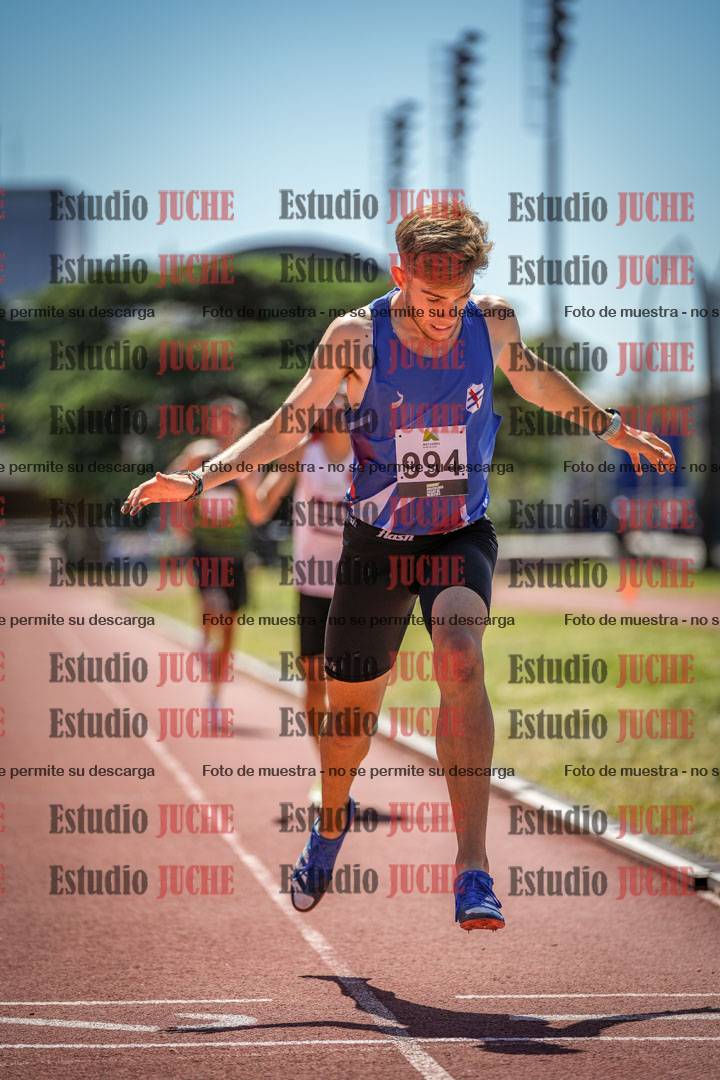 Fotos de los 800 m llanos de varones
