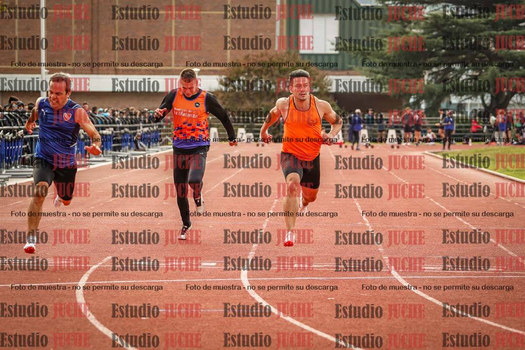 Fotos de los 100 m llanos de varones
