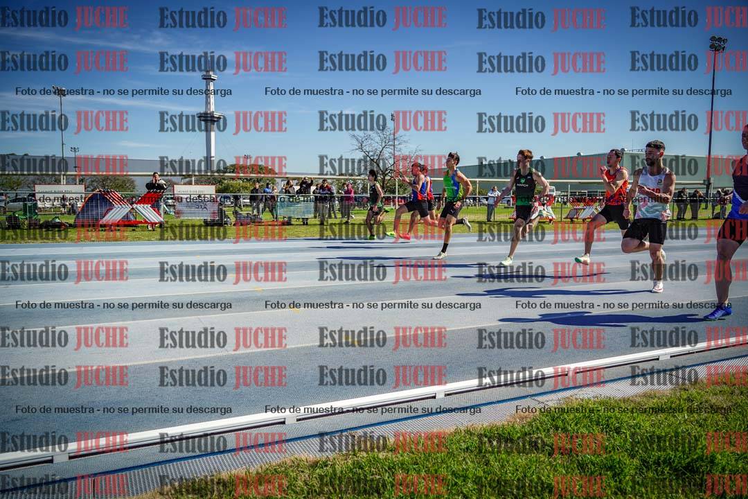 Fotos de los 100 m llanos de varones