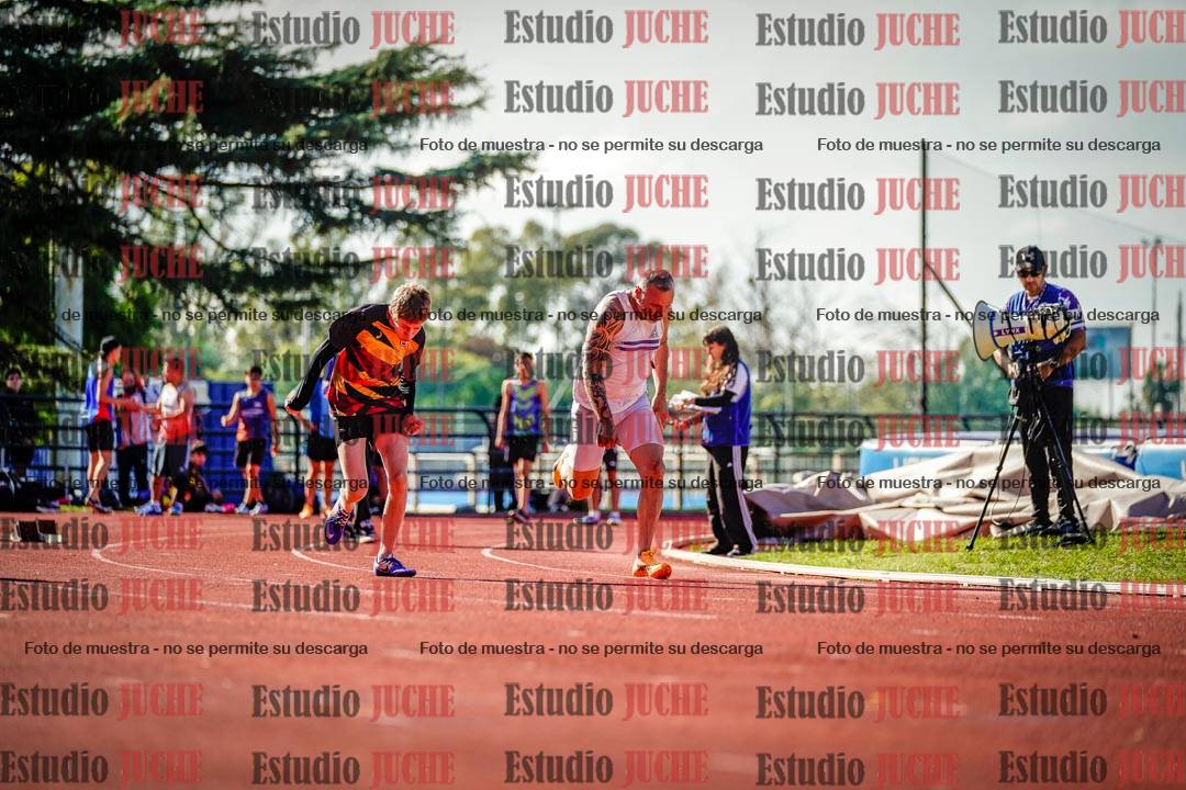 Fotos de los 100 m llanos de varones