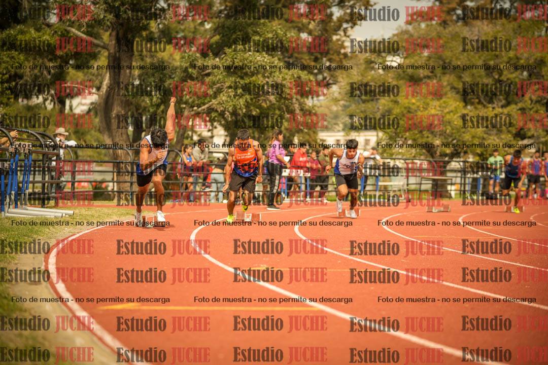Fotos de los 200 m llanos de varones