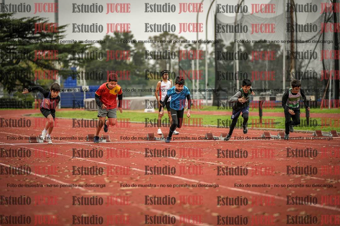 Fotos de los 50 m llanos de varones