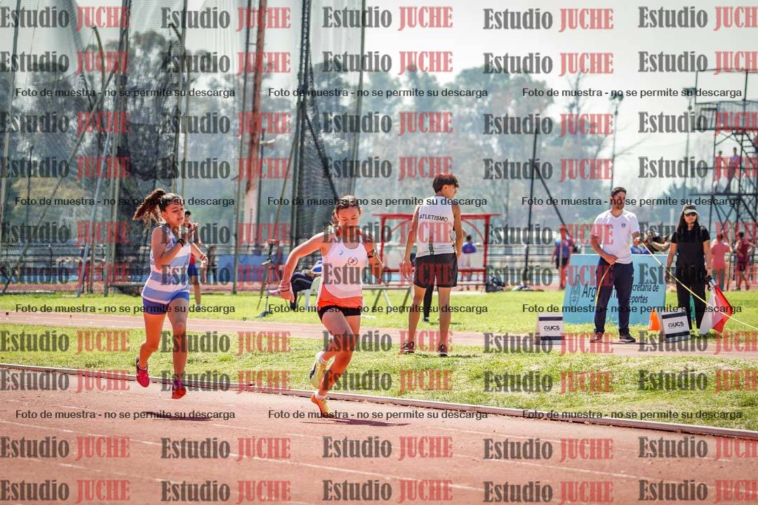 Fotos de los 600 m llanos de mujeres - hexatlón