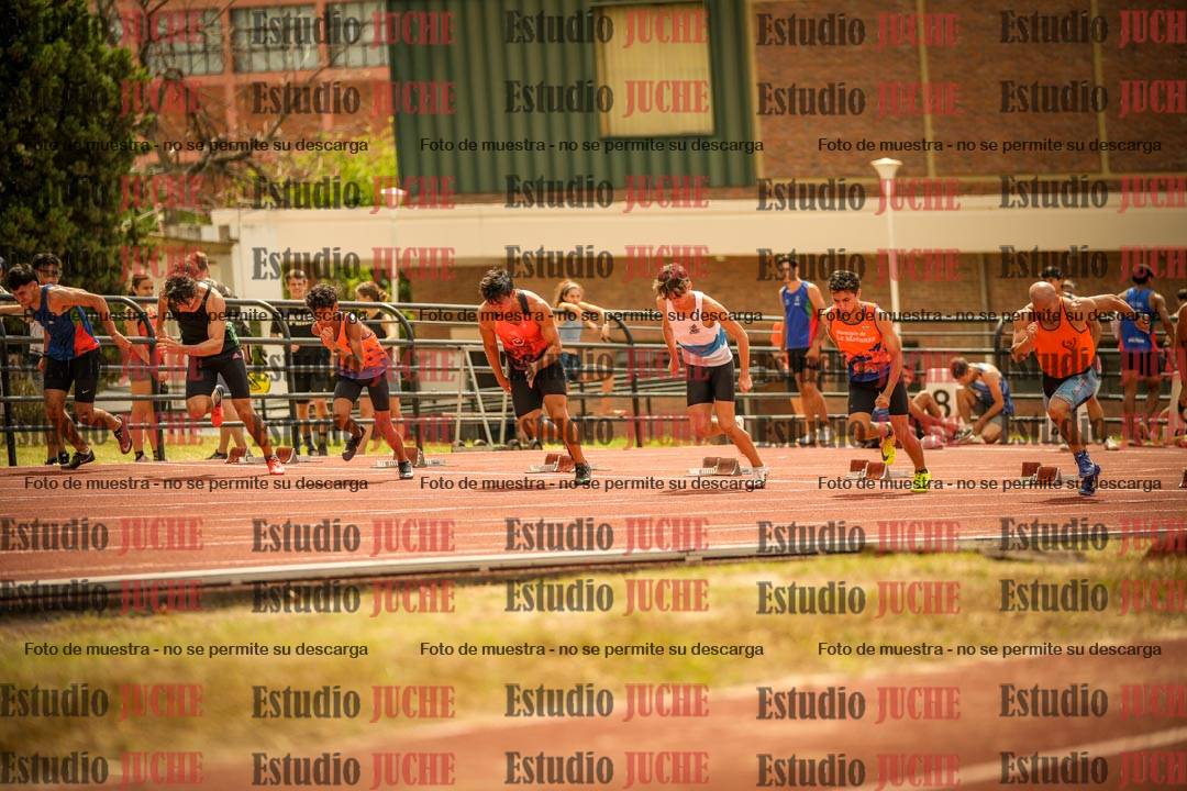 Fotos de los 100 m llanos de varones