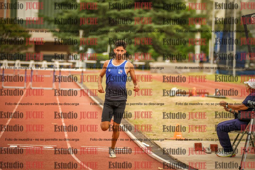 Fotos de los 400 m con vallas de varones
