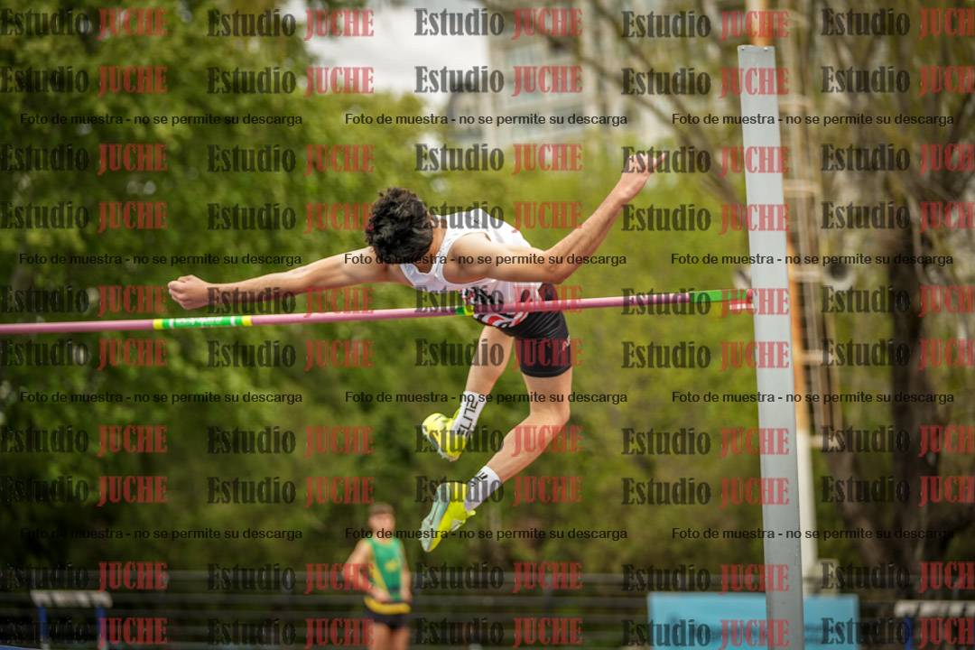 Fotos del salto en alto de varones