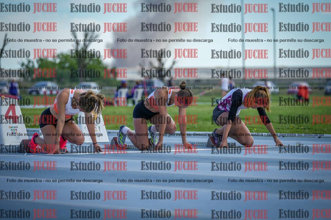 Fotos de los 60 m con vallas de mujeres
