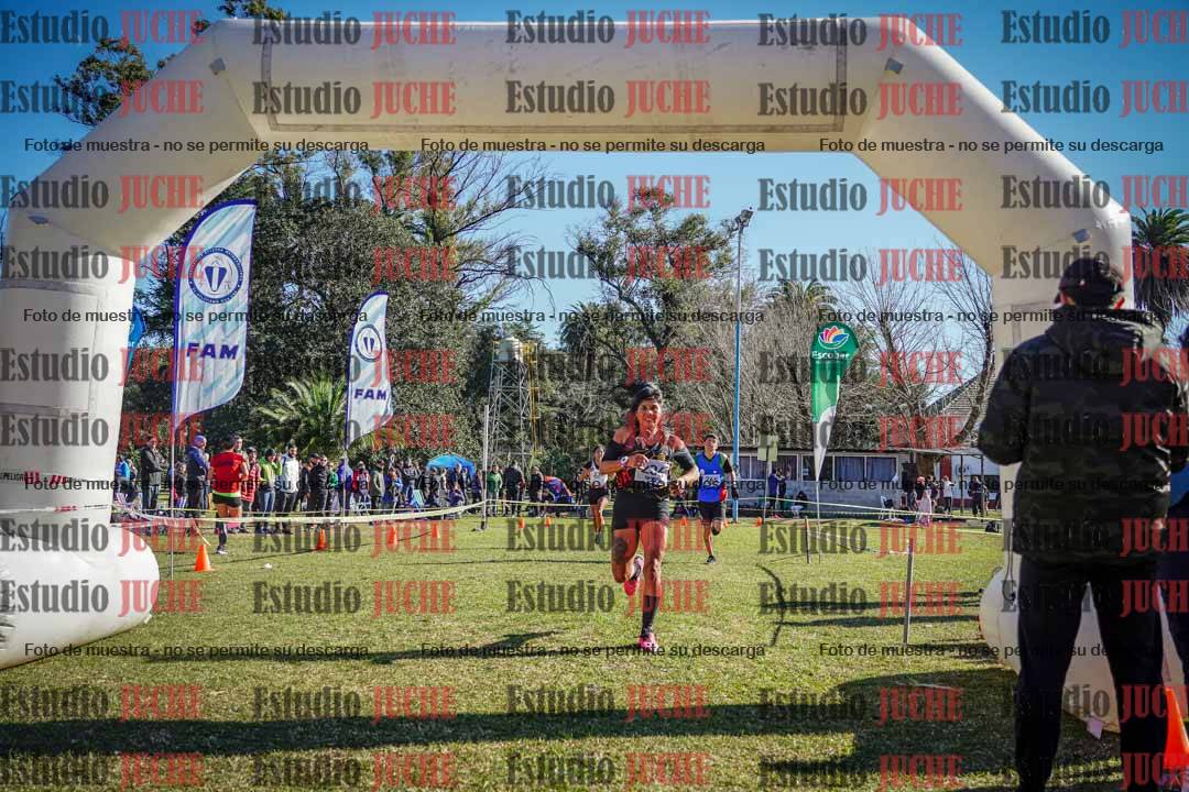 Fotos de la llegada del cross de 6000 m
