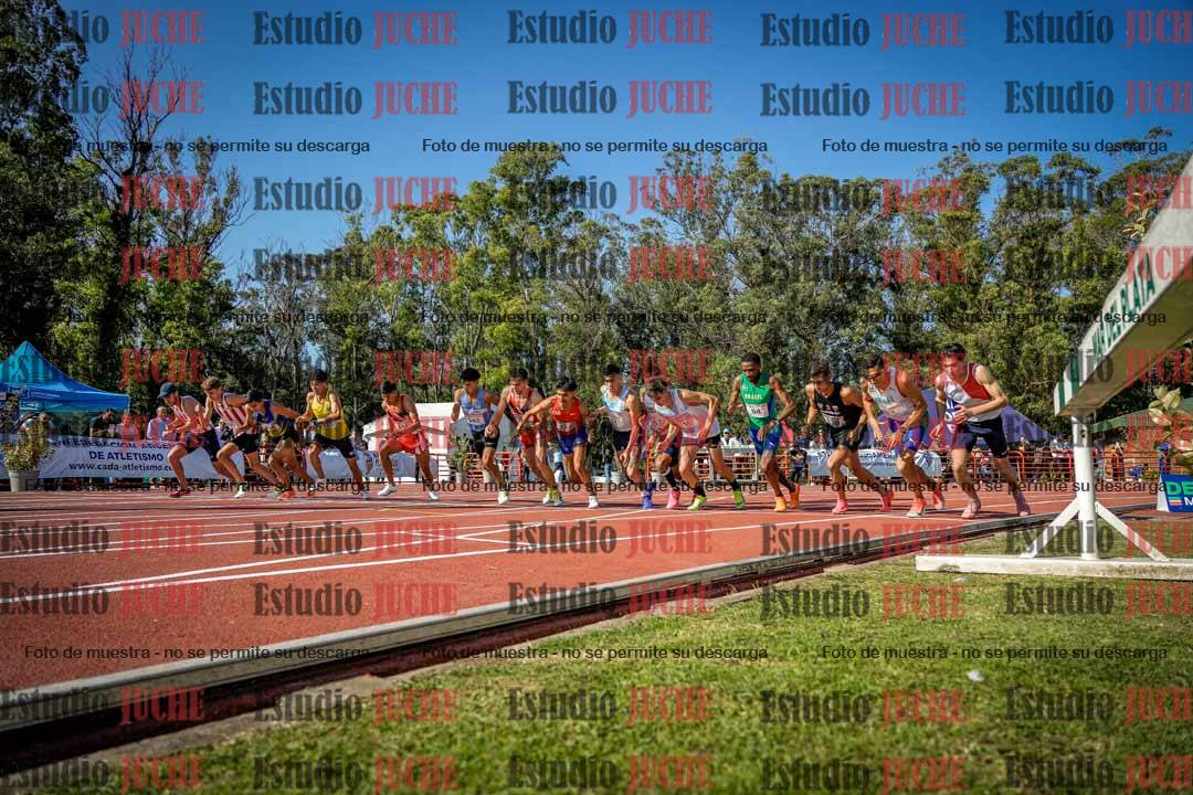 Fotos de los 1500 m llanos de varones