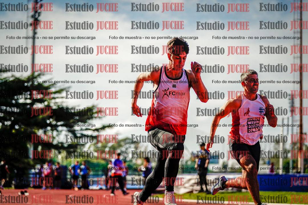 Fotos de los 100 m llanos de varones