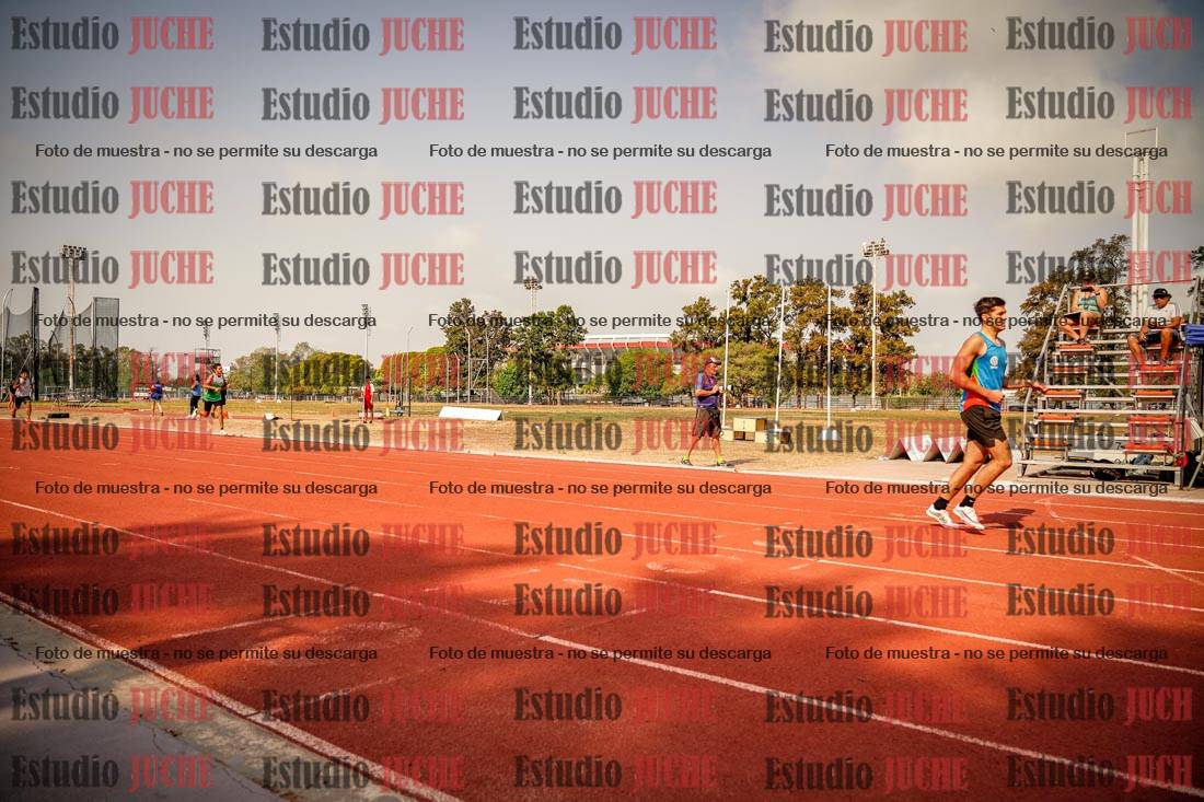 Fotos de los 400 m llanos de varones