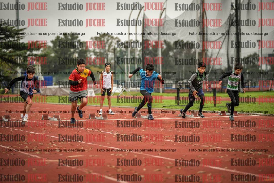 Fotos de los 50 m llanos de varones