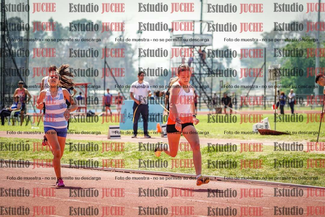 Fotos de los 600 m llanos de mujeres - hexatlón